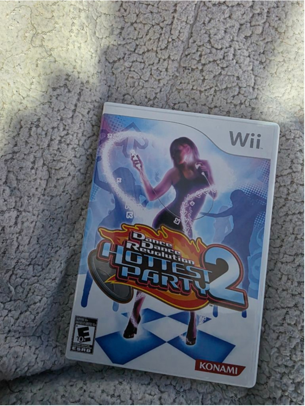 Konami Dance Dance Revolution Hottest Party 2 Wii One Size White Blue